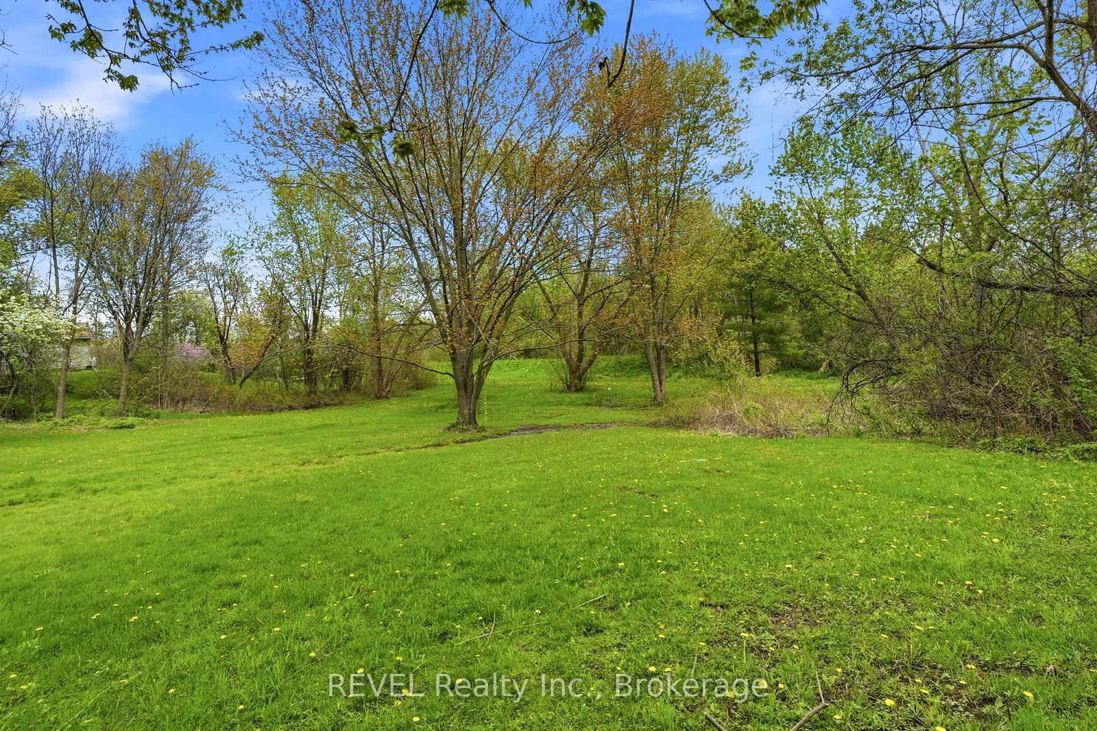 2376 Centre Street • Thorold, ON photo 29