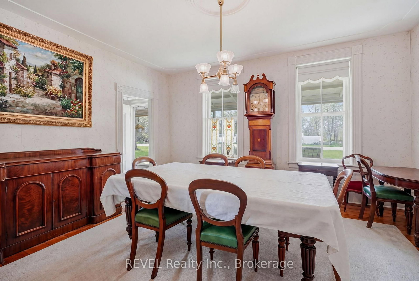 2376 Centre Street • Thorold, ON photo 5