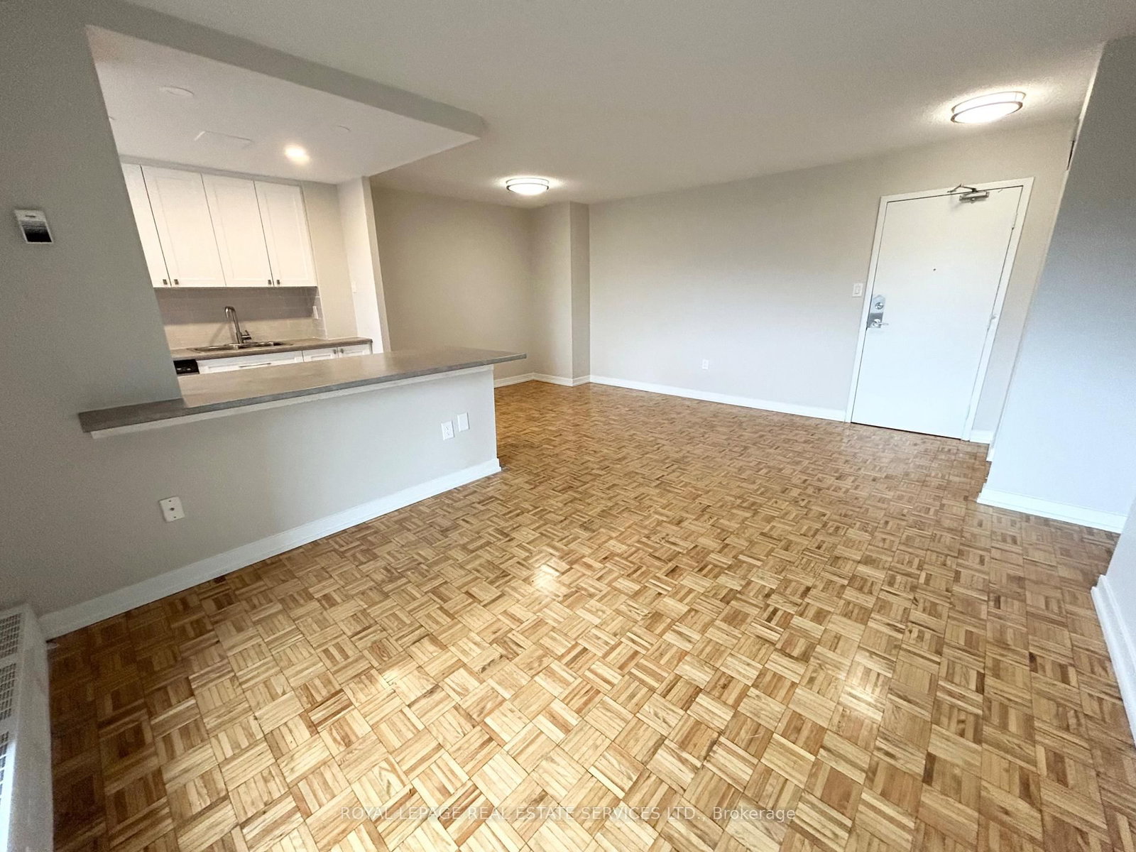 1 Cedarwoods Crescent, Unit 1711 - Photo 4