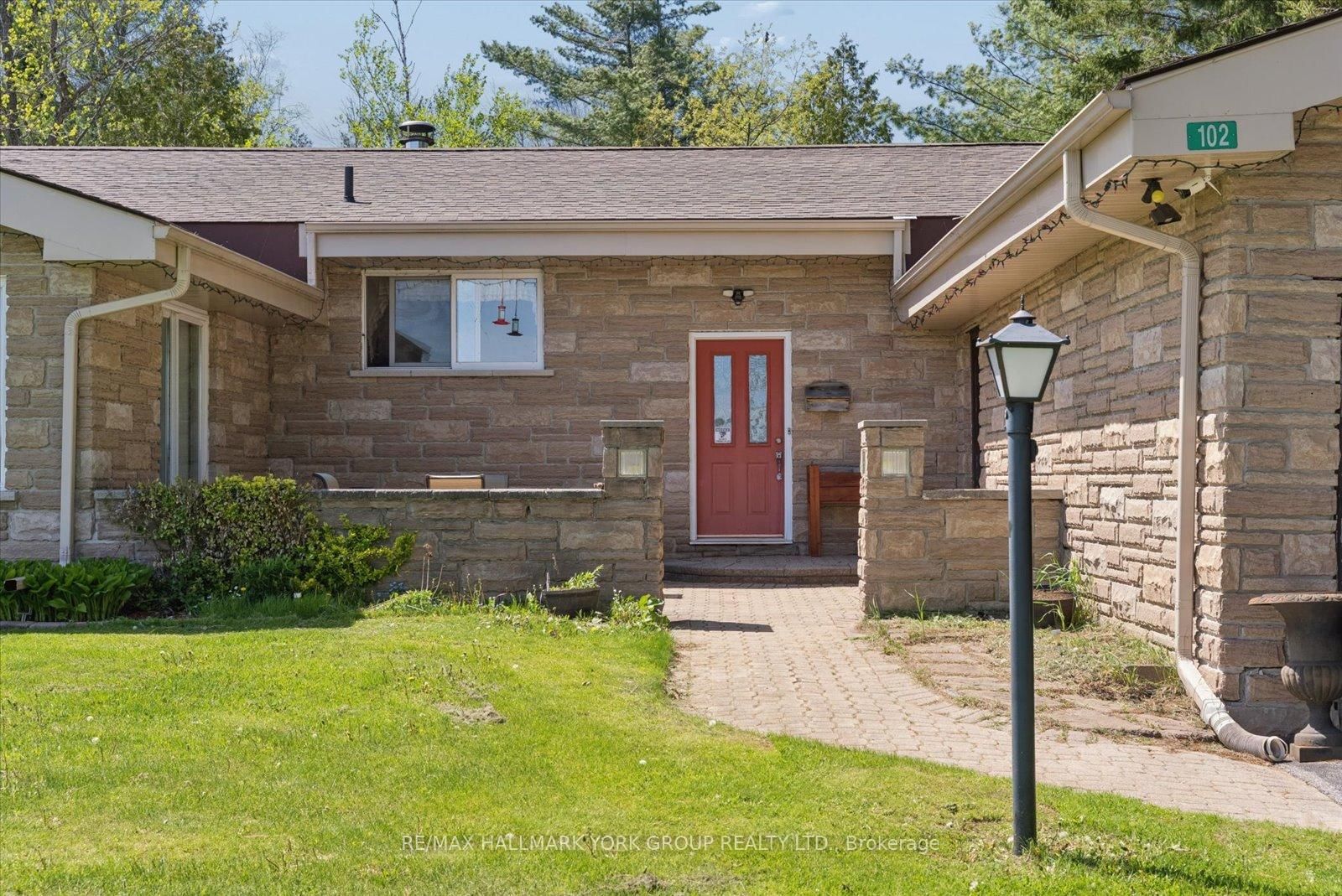 102 Albert Street • Kawartha Lakes, ON photo 10