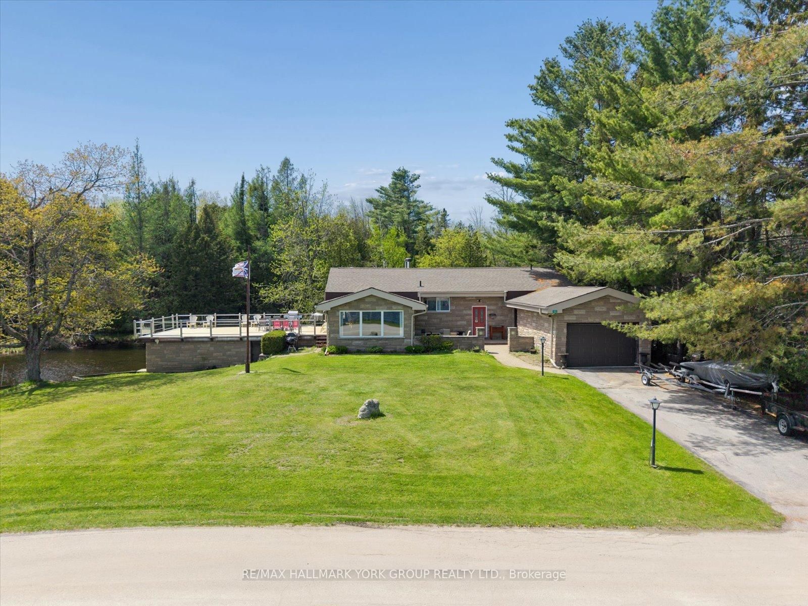 102 Albert Street • Kawartha Lakes, ON photo 5