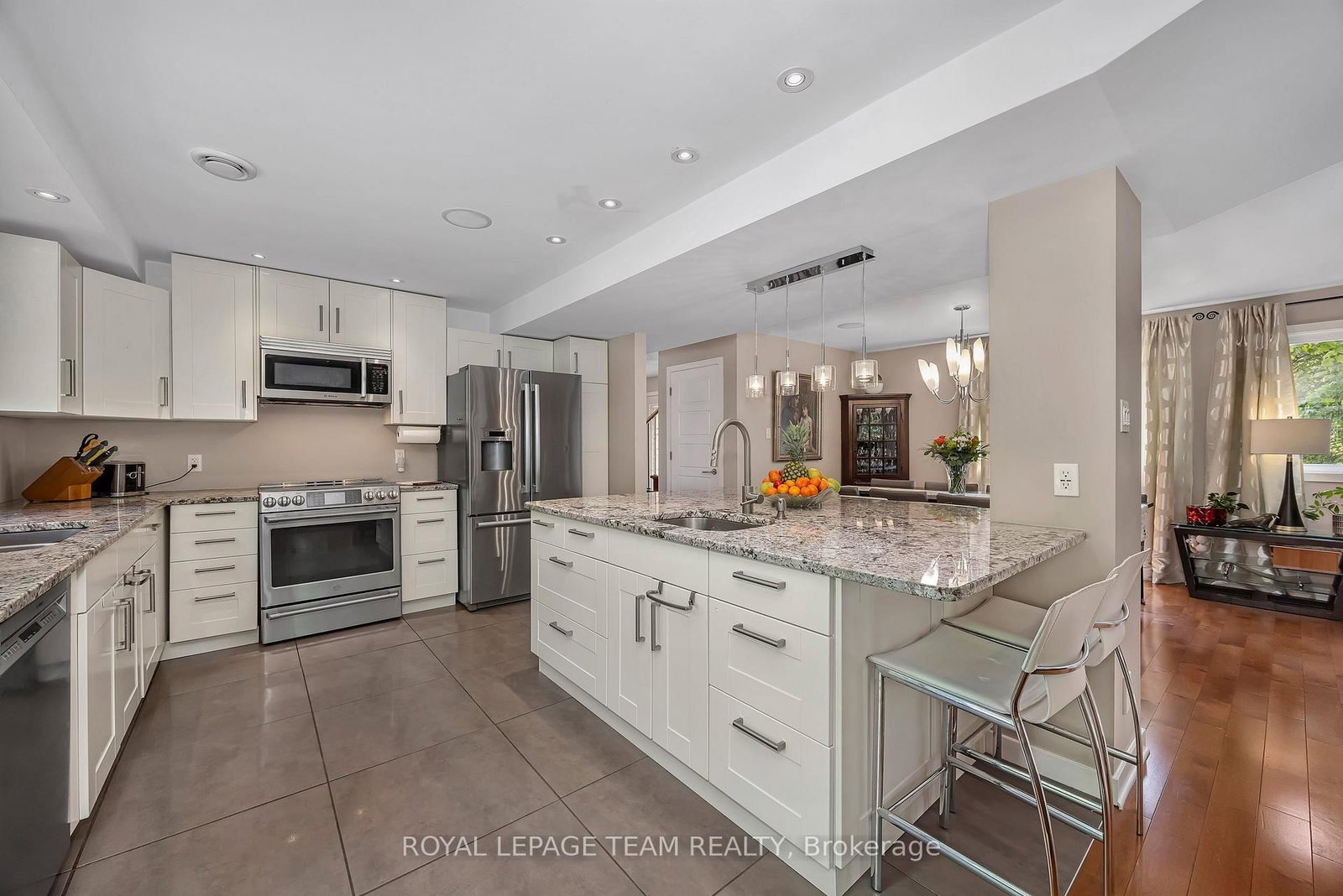 2 Fairhaven Way • Ottawa, ON photo 12