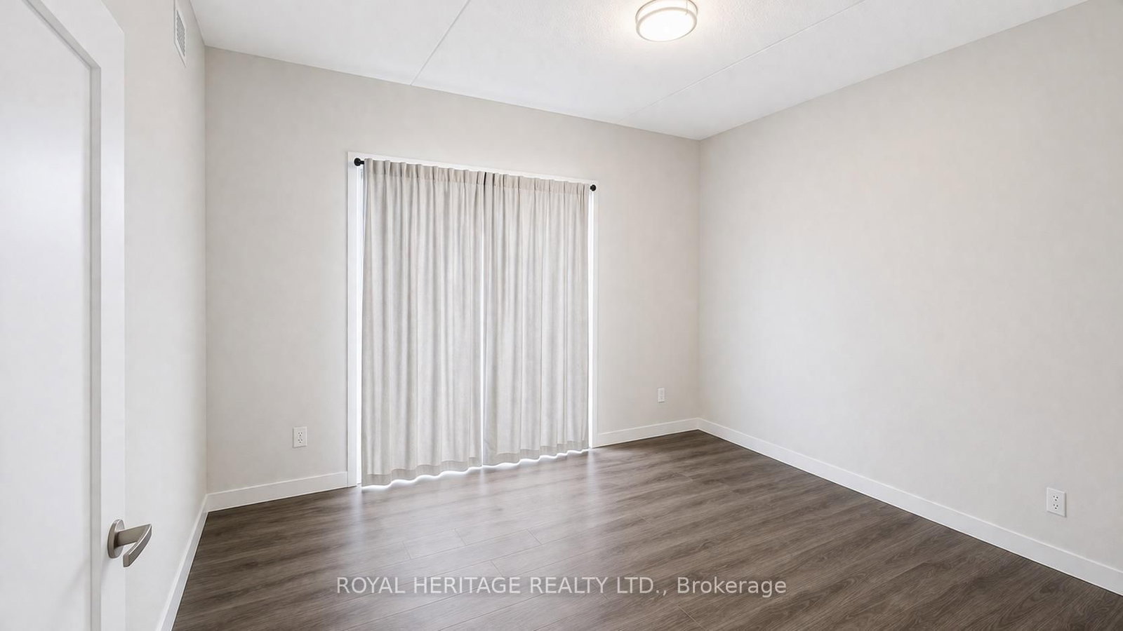 15 Queen Street S, Unit 511 - Photo 12