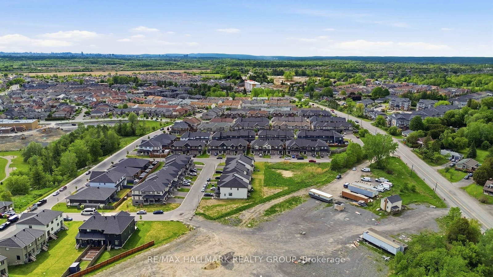 369 Broadridge Crescent - Photo 41