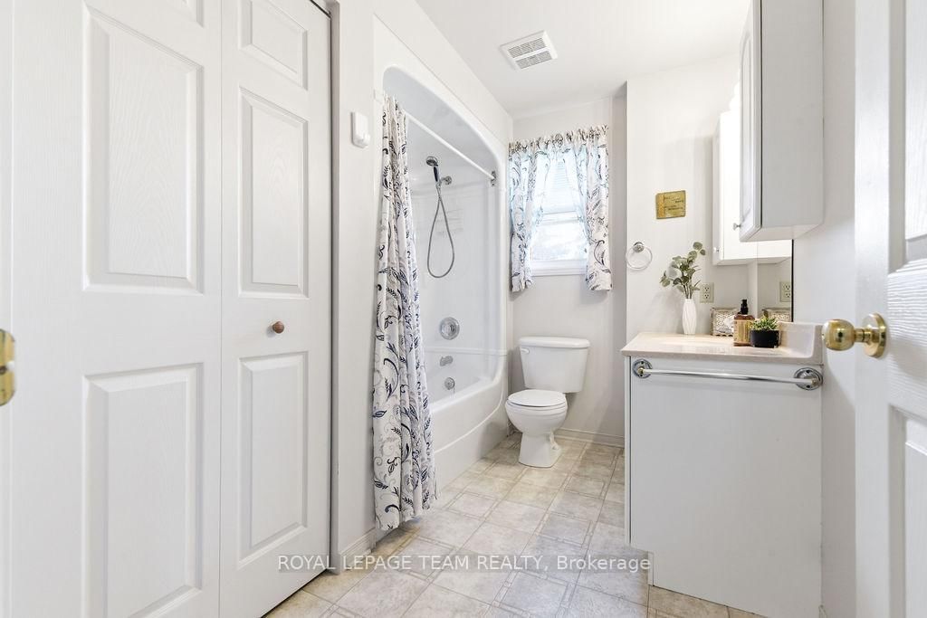 111 Campbell Drive • Arnprior, ON photo 21