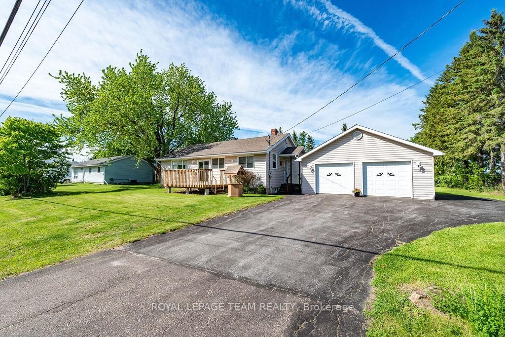 111 Campbell Drive • Arnprior, ON photo 26
