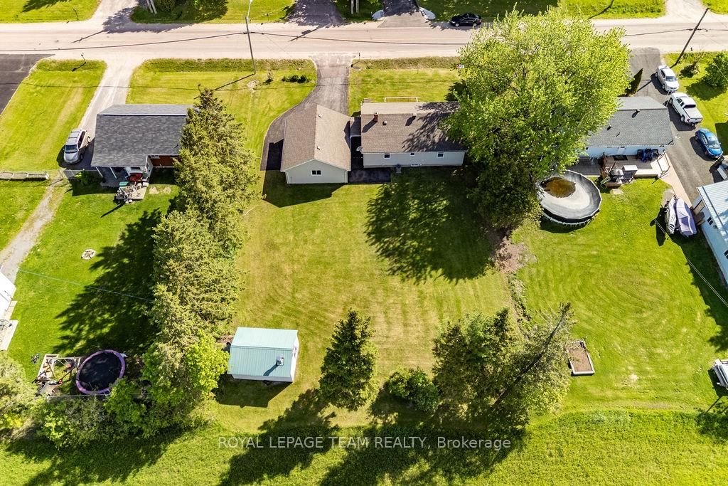 111 Campbell Drive • Arnprior, ON photo 34