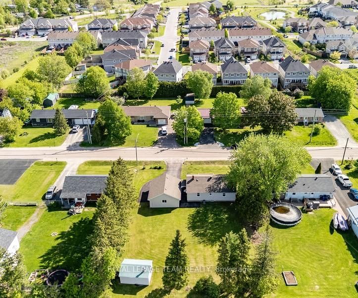 111 Campbell Drive • Arnprior, ON photo 38