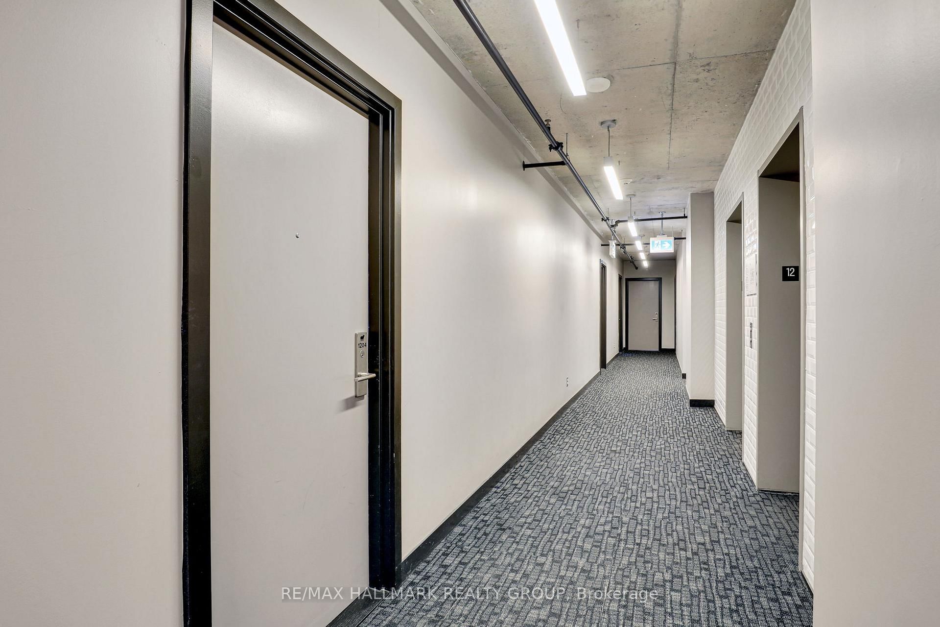 203 Catherine Street, Unit 1204