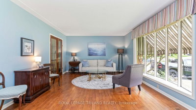 4 CONIFER Crescent • London South, ON photo 6