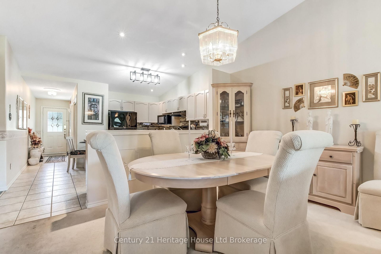 19 HANLON Place, Unit 54 - Photo 8