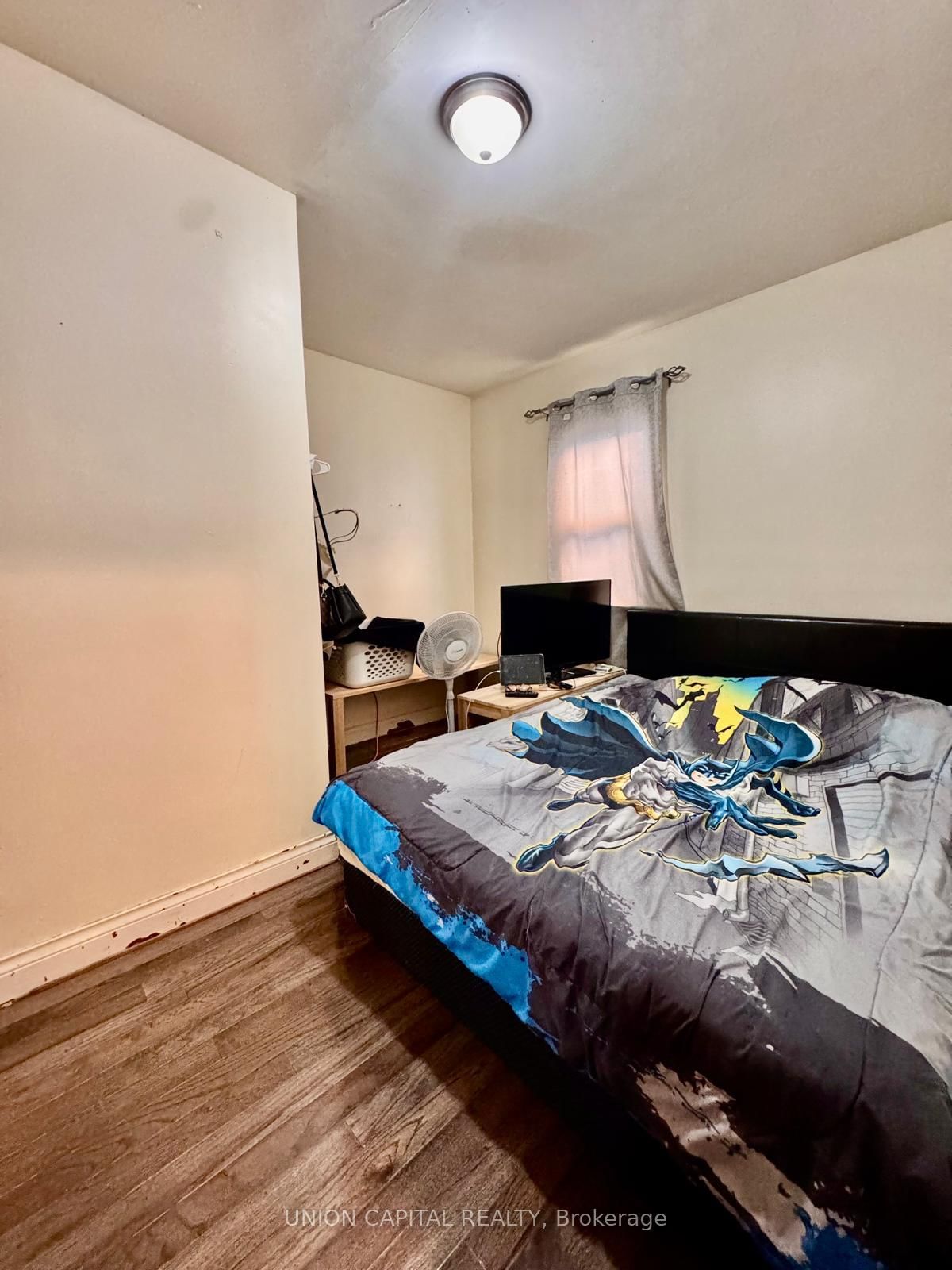 16 Cumming Street • St. Catharines, ON photo 11