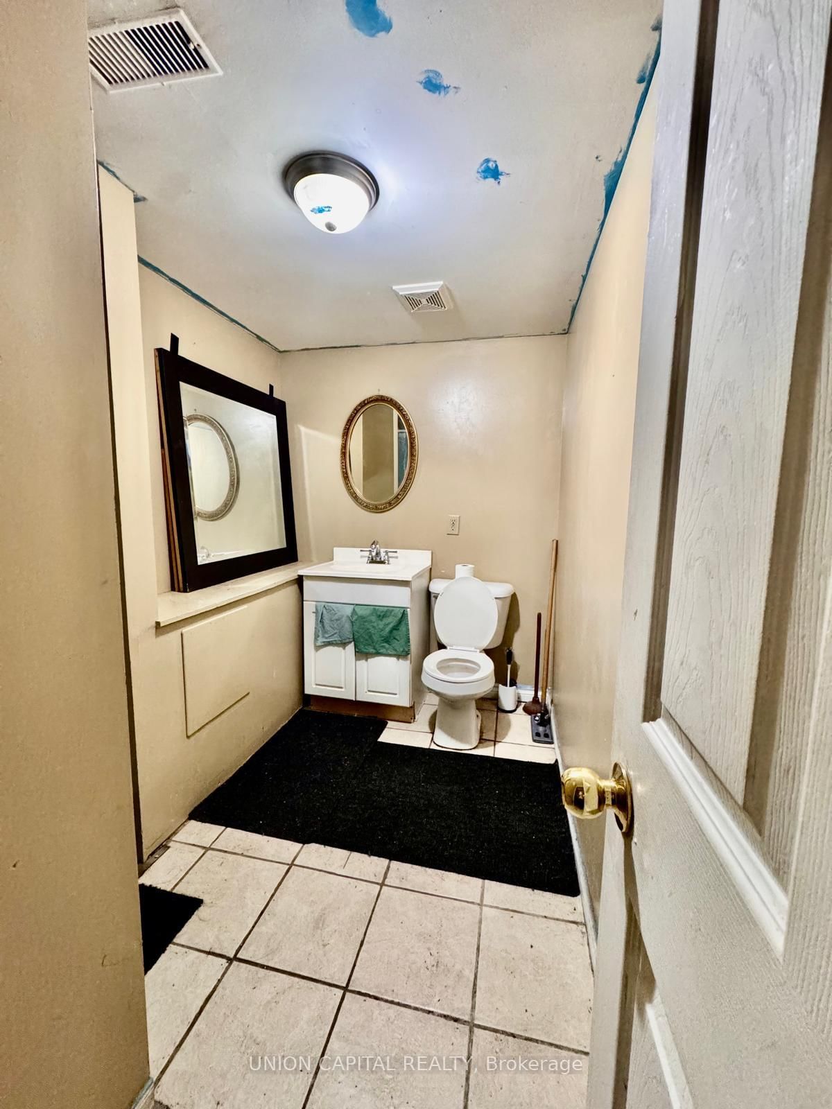 16 Cumming Street • St. Catharines, ON photo 15