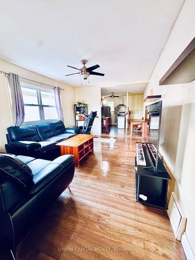 16 Cumming Street • St. Catharines, ON photo 2