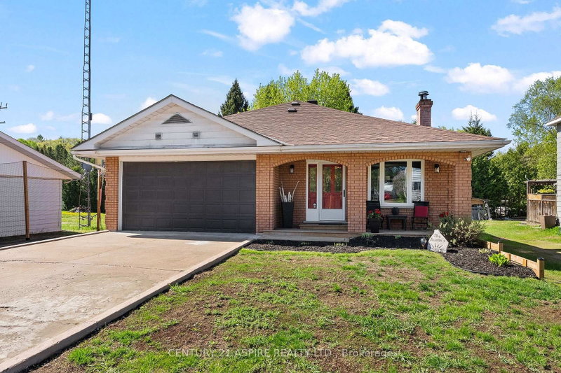 3721 Old Barry's Bay Road