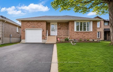 1080 Palmerston Crescent
