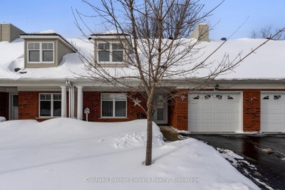2705 KINGSWAY Drive • #36 • Kitchener, ON photo 2