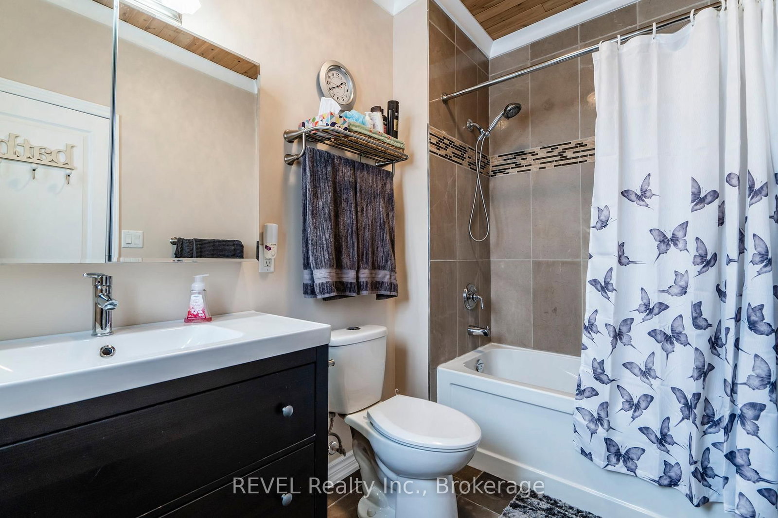 1006 River Street • Muskoka Lakes, ON photo 25