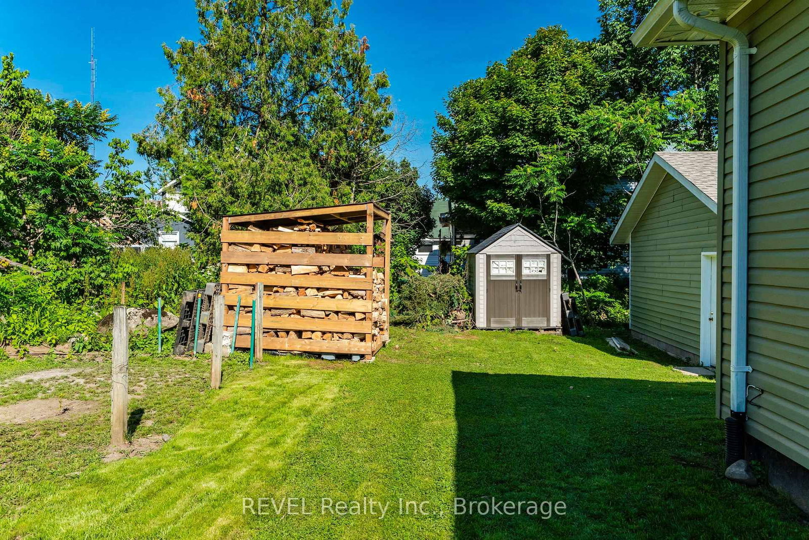 1006 River Street • Muskoka Lakes, ON photo 34