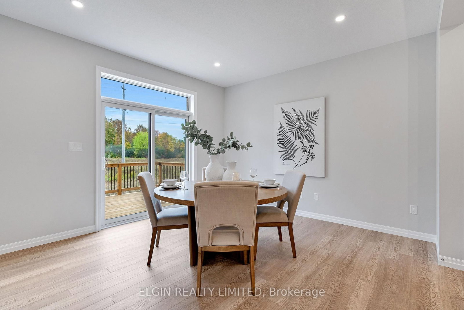 8 Columbus Court • Central Elgin, ON photo 14