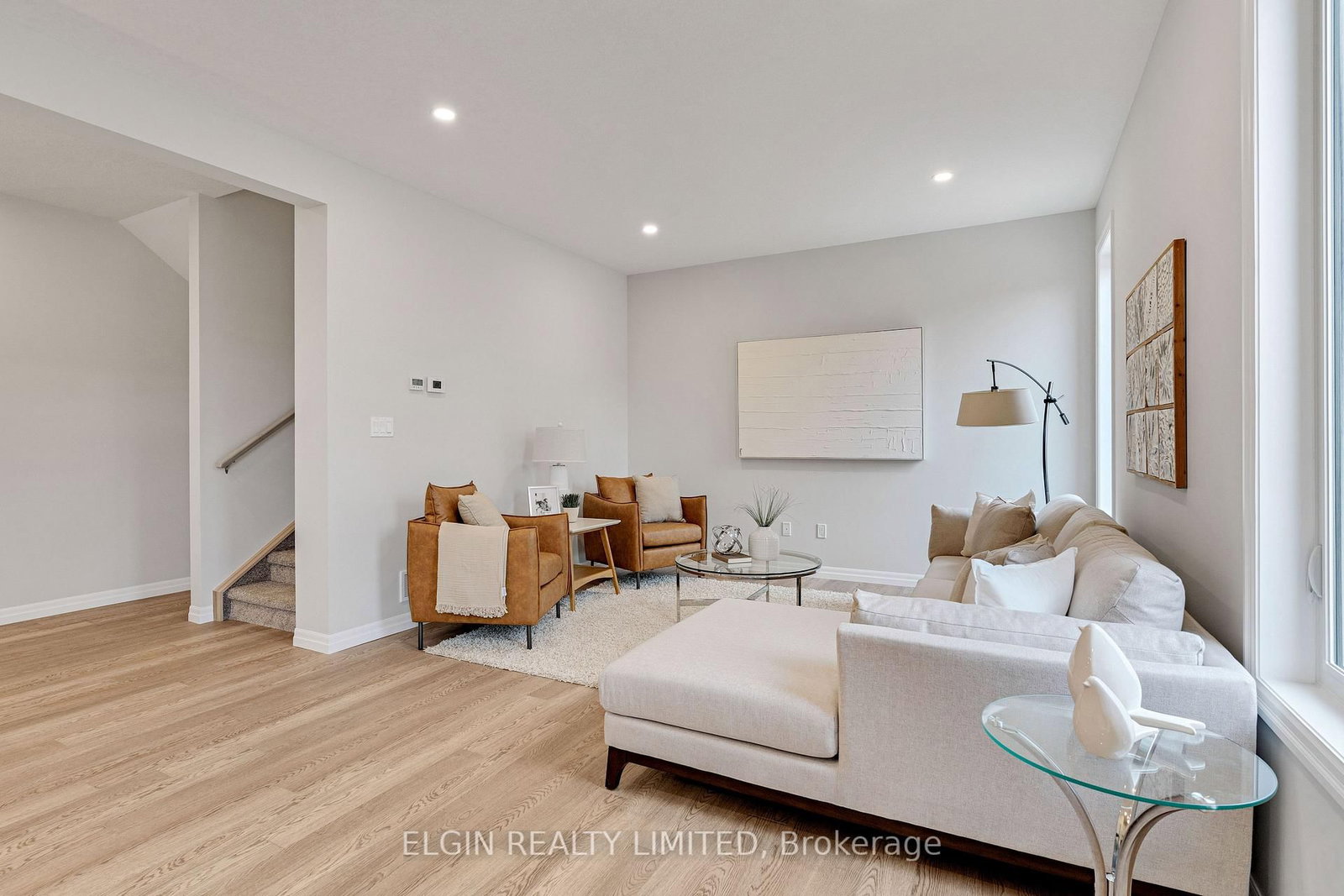 8 Columbus Court • Central Elgin, ON photo 18