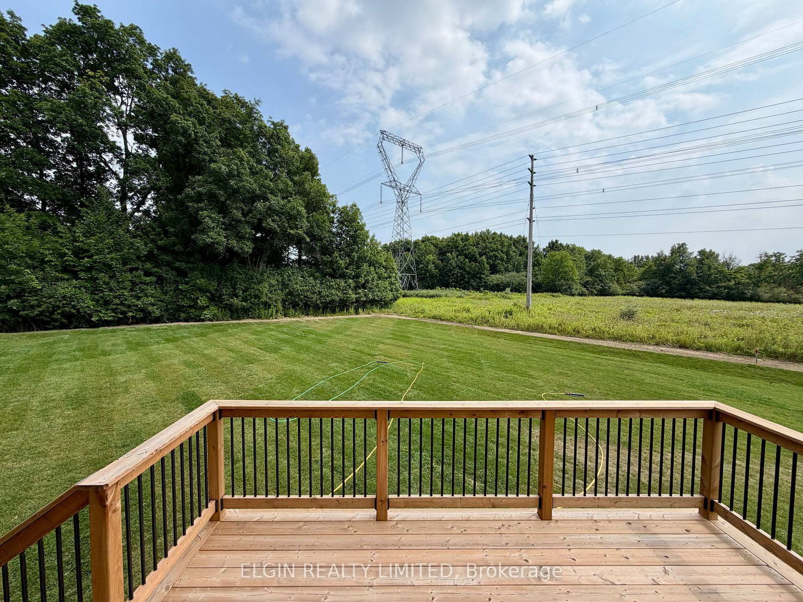 8 Columbus Court • Central Elgin, ON photo 35
