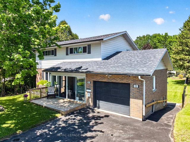 393 Stewart Boulevard