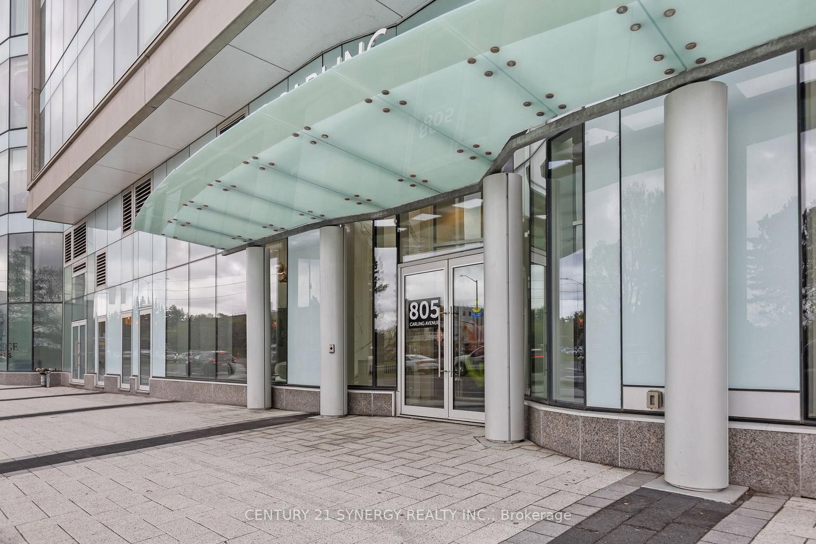 805 Carling Avenue • #506 • Ottawa, ON photo 2
