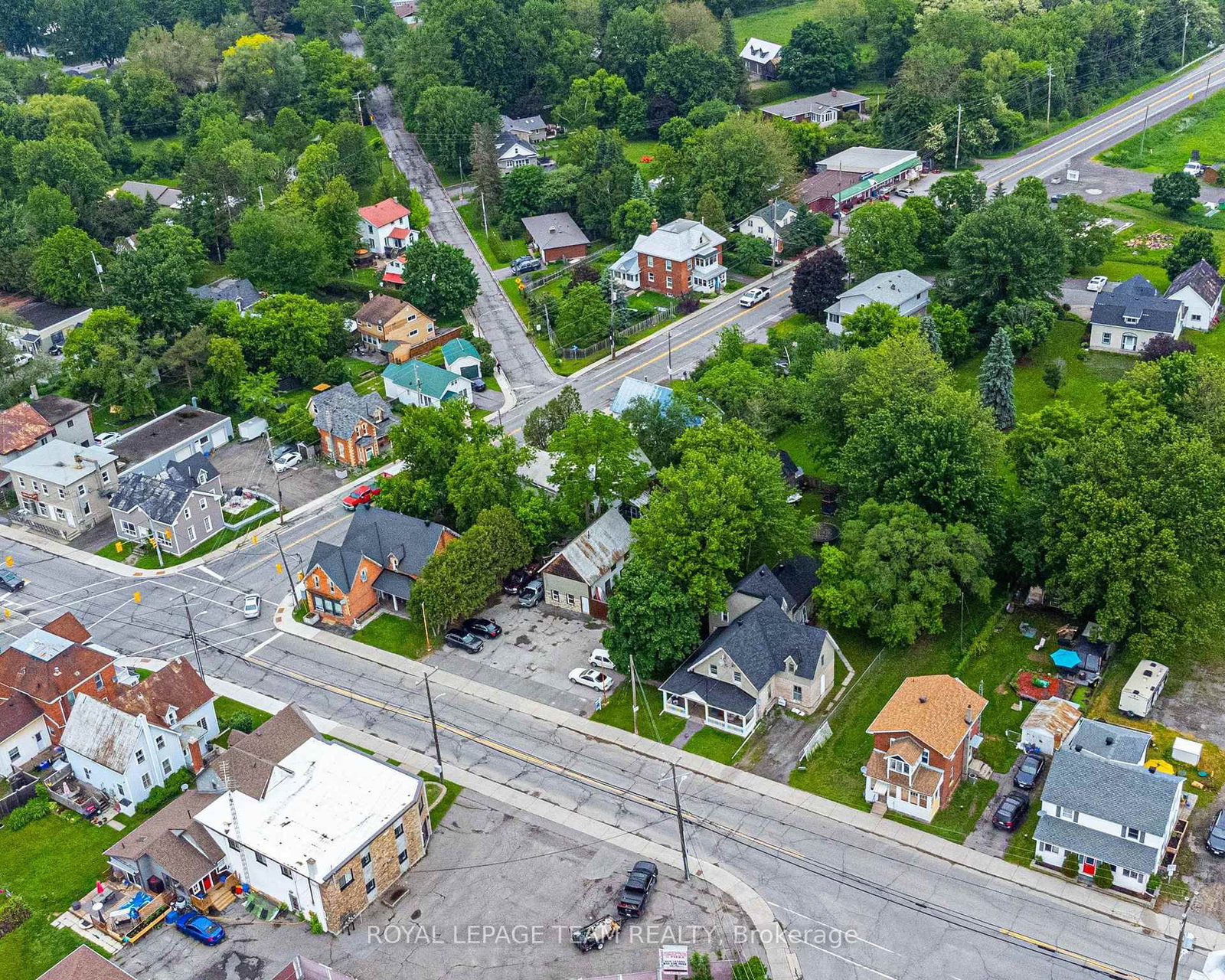6607-6613 Fourth Line Road • North Gower, ON photo 1