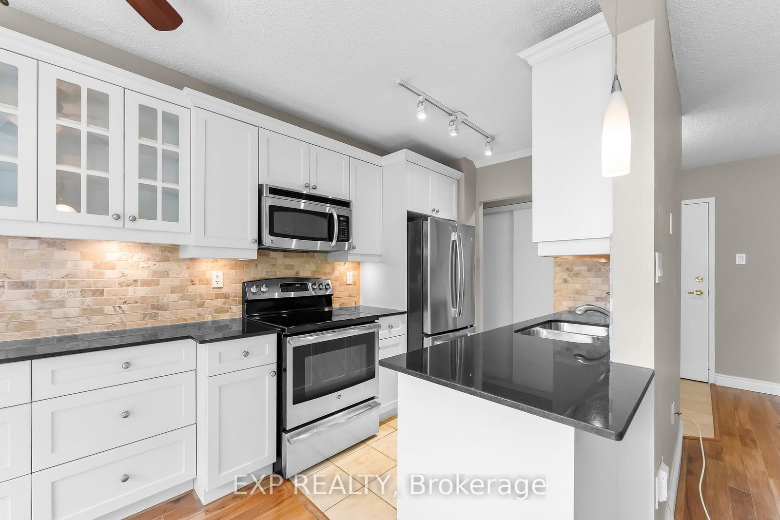 6390 Huggins Street, Unit 407 - Photo 12