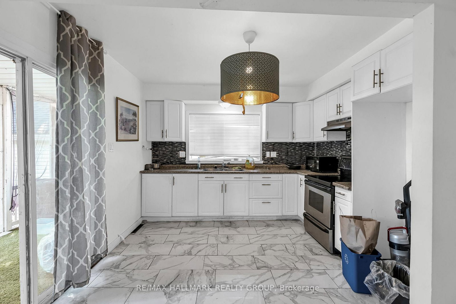 230 Alice Street • Cornwall, ON photo 10