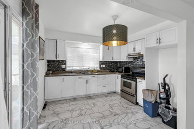 230 Alice Street • Cornwall, ON photo 9