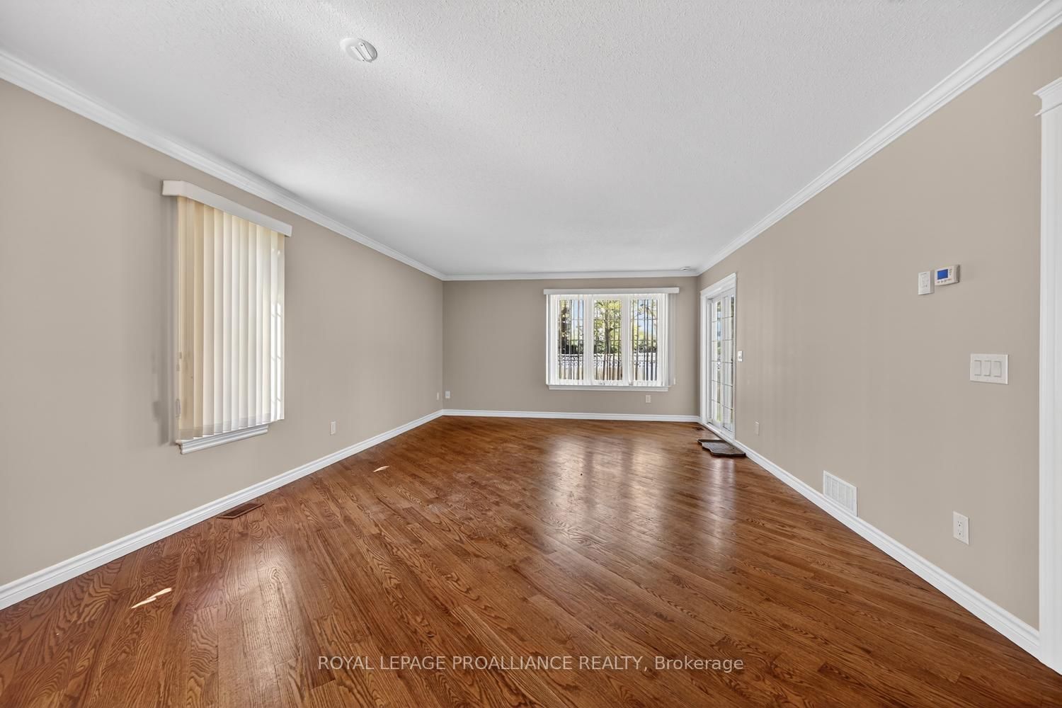 157 Steacy Gardens E • Brockville, ON photo 10