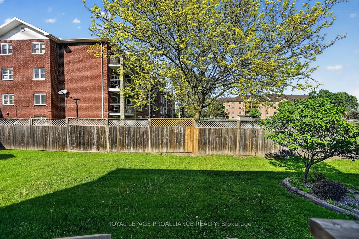 157 Steacy Gardens E • Brockville, ON photo 24