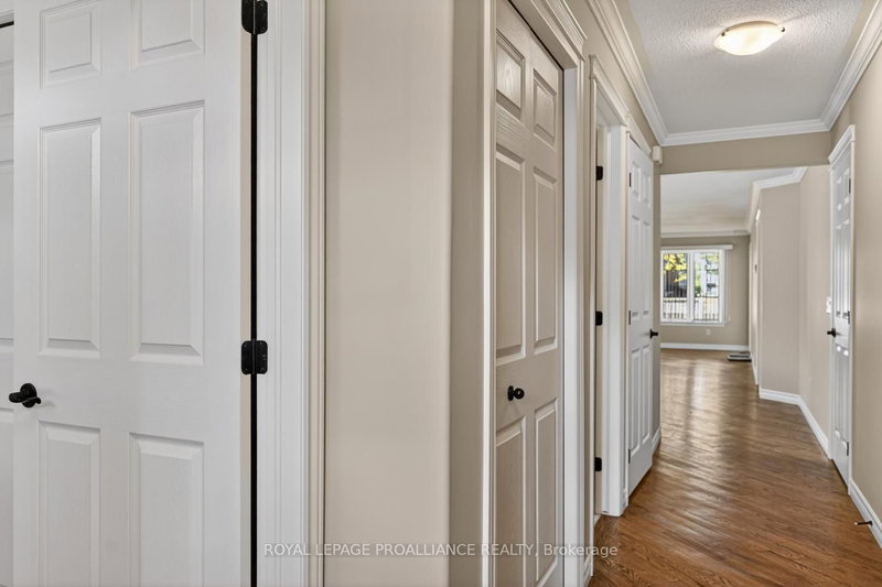 157 Steacy Gardens E