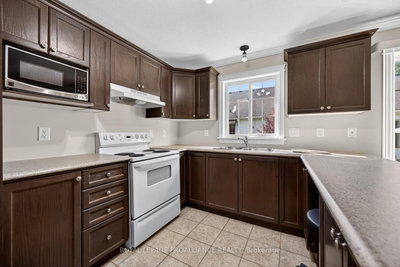 157 Steacy Gardens E • Brockville, ON photo 8