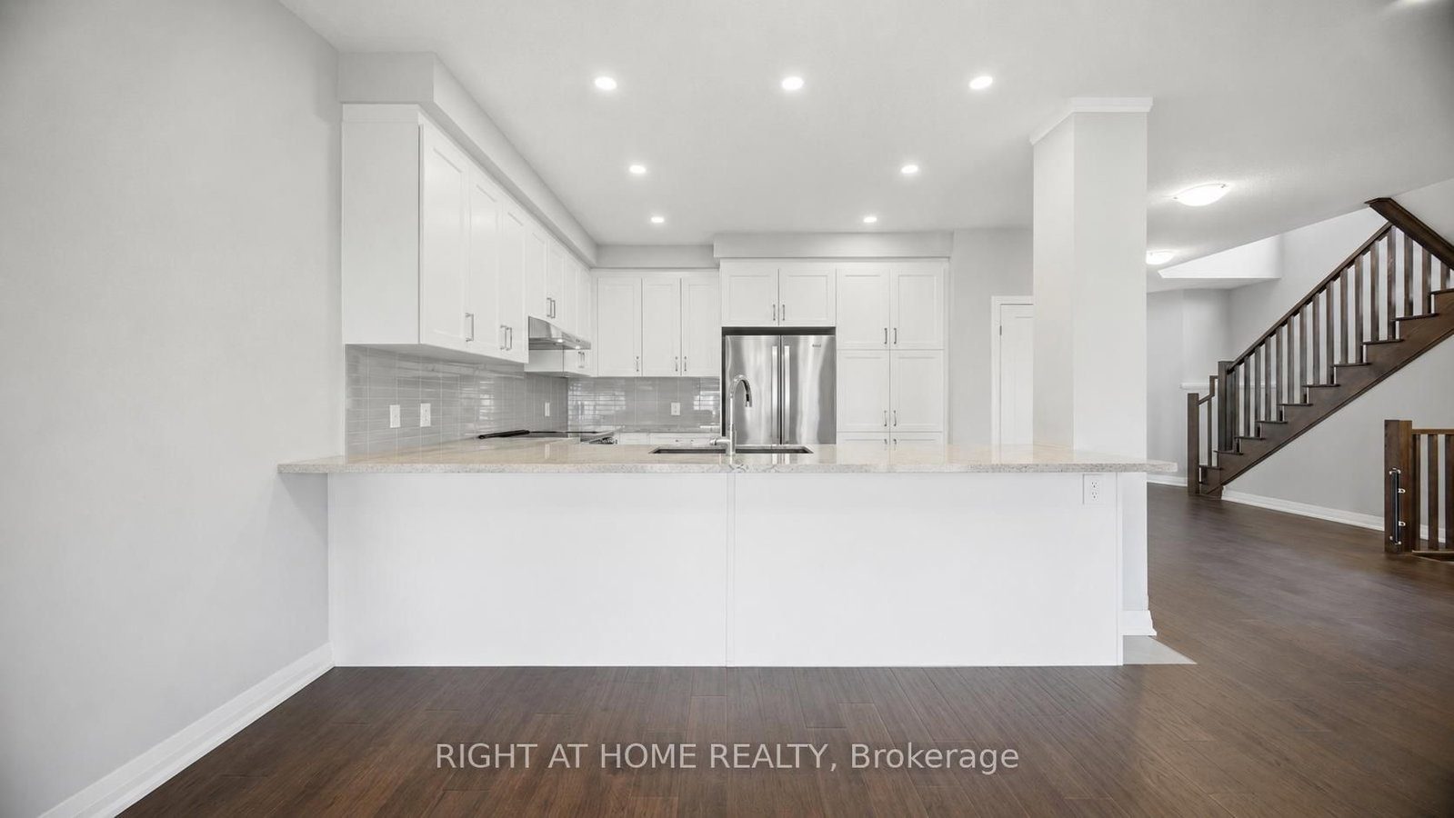 190 Rockledge Drive • Hamilton, ON photo 10