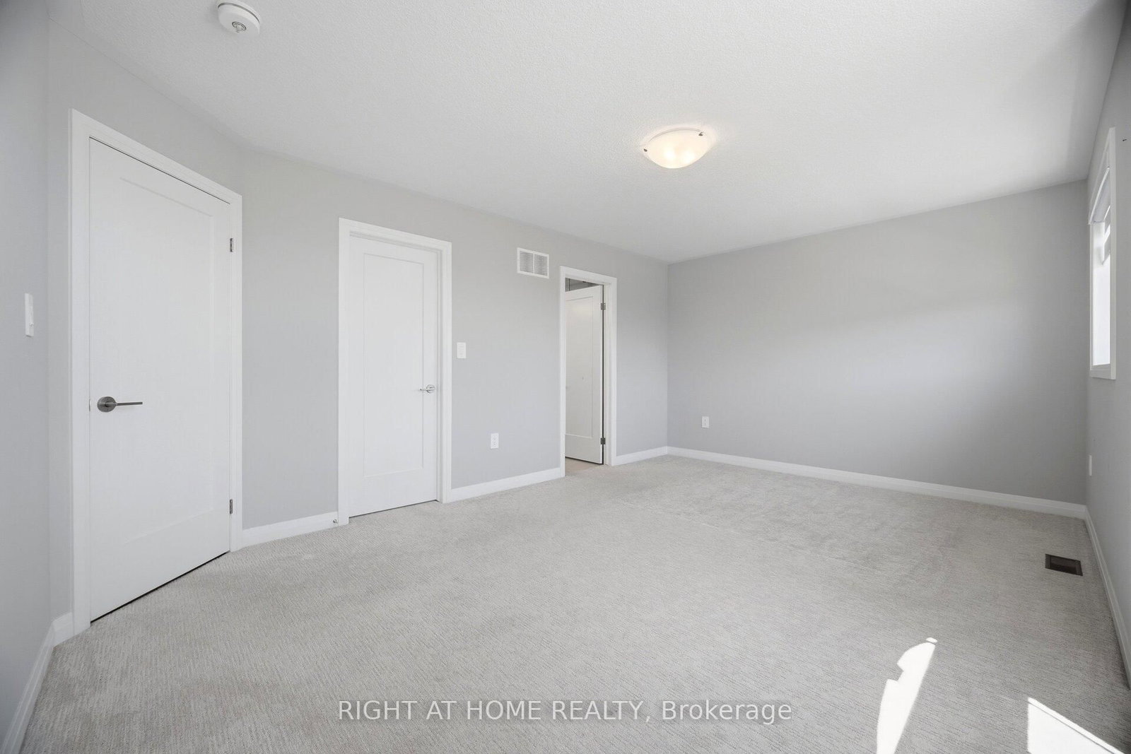190 Rockledge Drive • Hamilton, ON photo 23