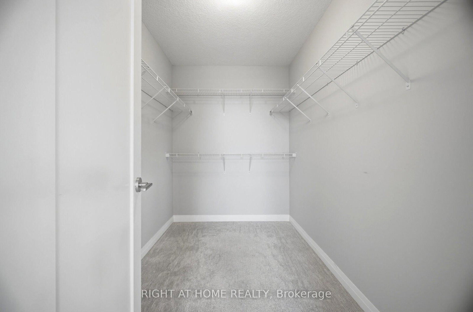190 Rockledge Drive • Hamilton, ON photo 26
