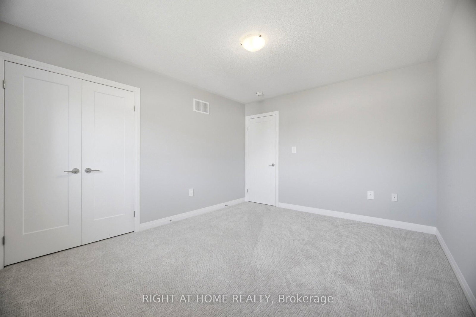 190 Rockledge Drive • Hamilton, ON photo 28