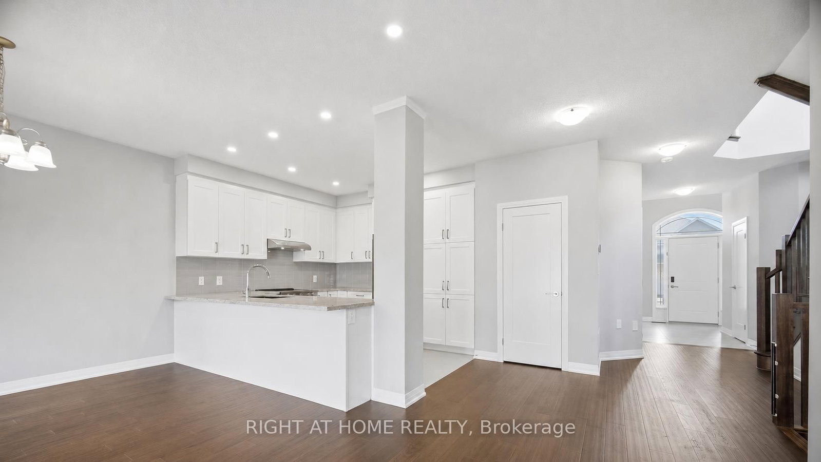 190 Rockledge Drive • Hamilton, ON photo 9