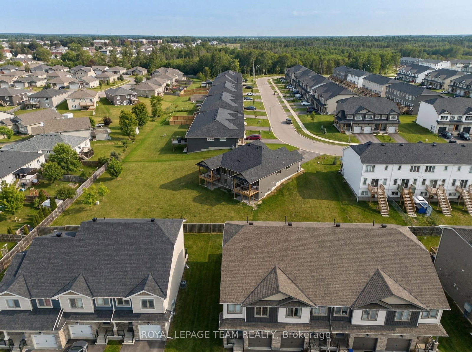 52 Whitcomb Crescent • Smiths Falls, ON photo 39