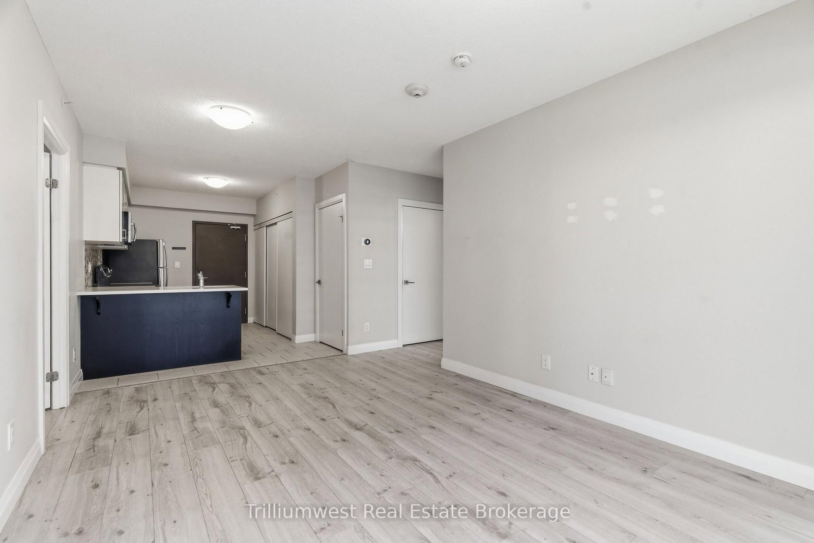 53 Arthur Street S, Unit 601 - Photo 14