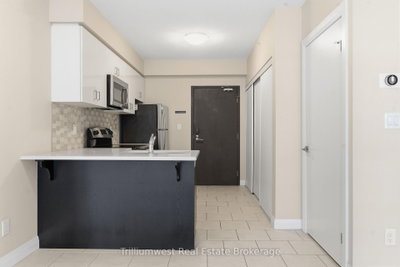 Unit 601 — 53 Arthur Street S — photo 6