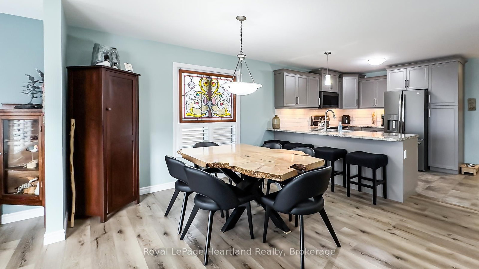 80 LAKE BREEZE Drive • Ashfield-Colborne-Wawanosh, ON photo 9