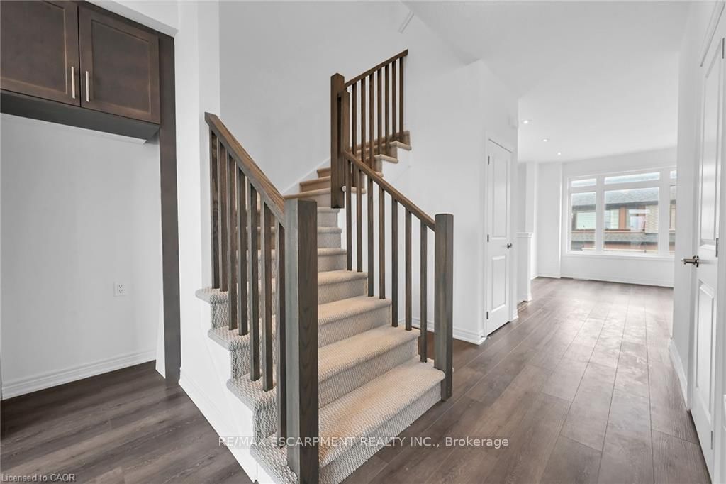 120 COURT Drive, Unit 35 - Photo 18