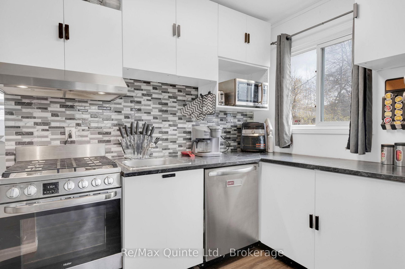60 Oxford Road • Hastings, ON photo 8