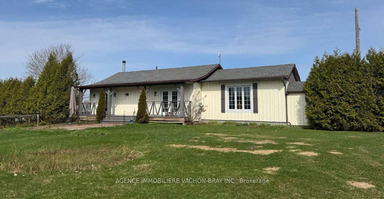 21237 Concession 6 Road N • South Glengarry, ON photo 1