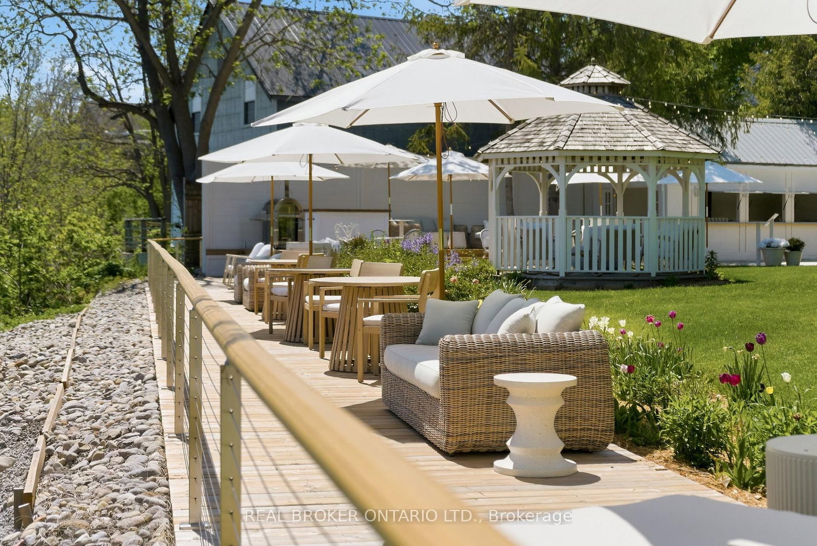 346 Picton Main Street • Prince Edward County, ON photo 6