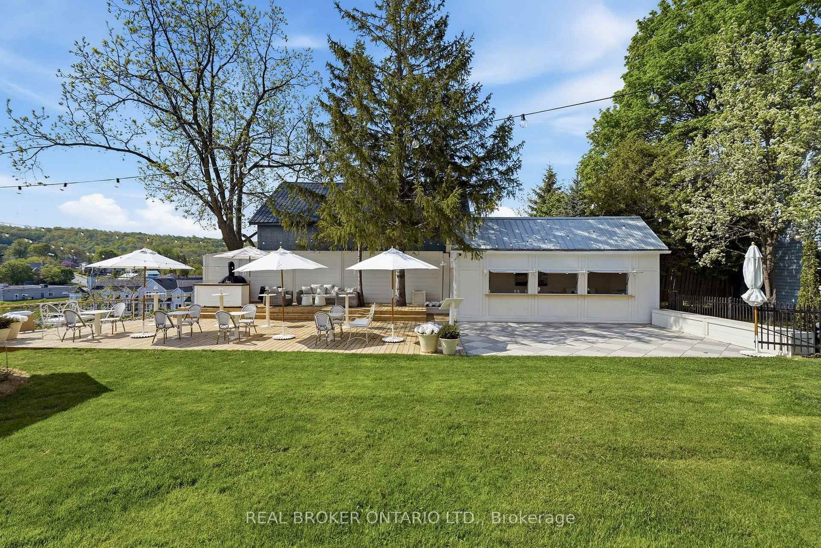 346 Picton Main Street • Prince Edward County, ON photo 8